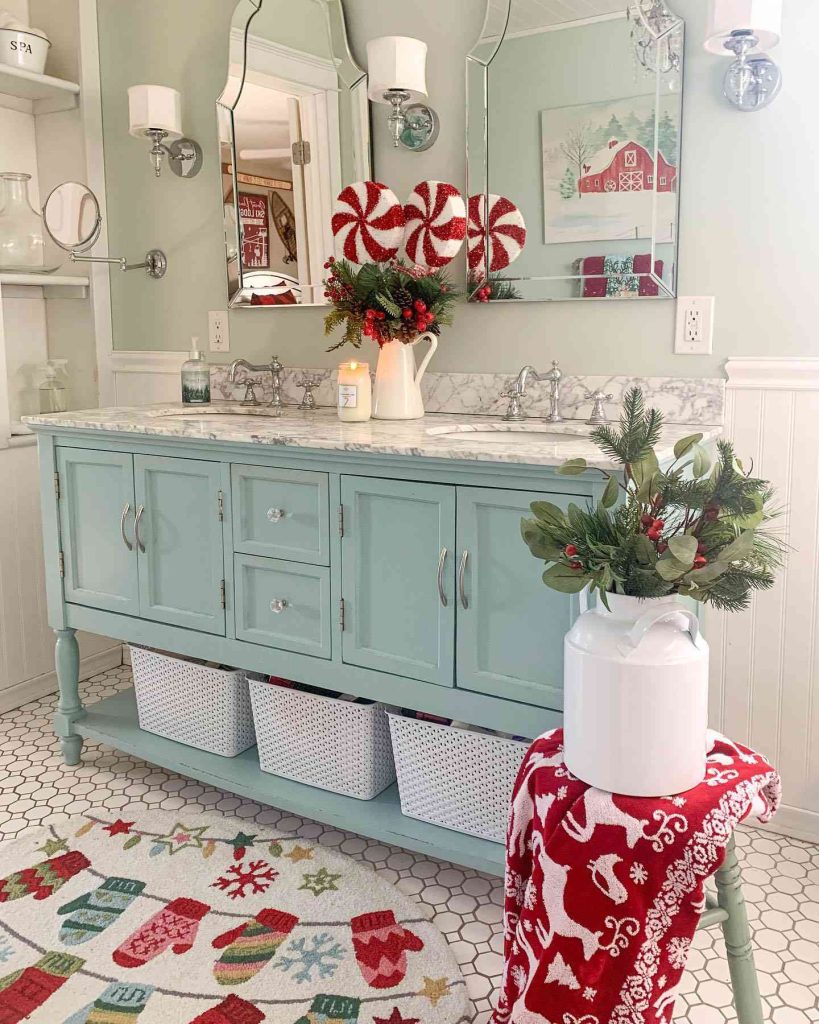 Christmas Bathroom